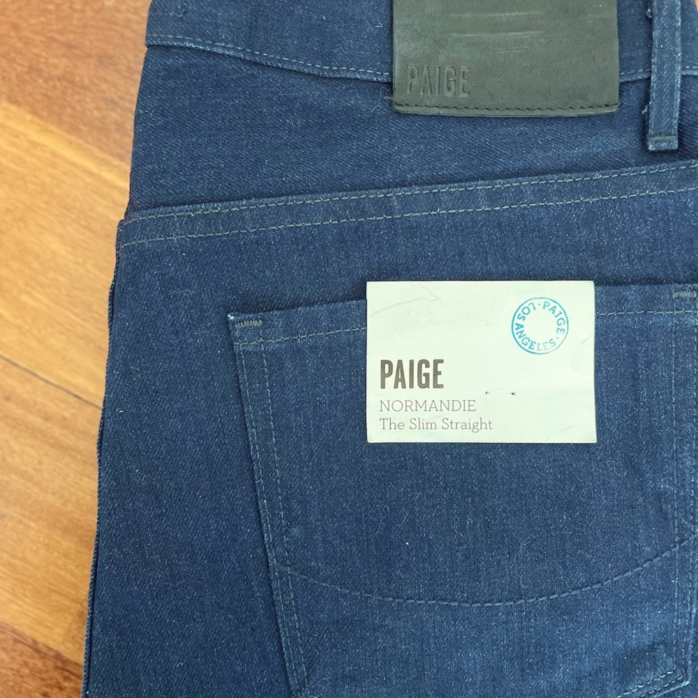 PAIGE NWT Normandie “The Slim Straight” Jeans in Blue Fox Size 30 (Measures 31)